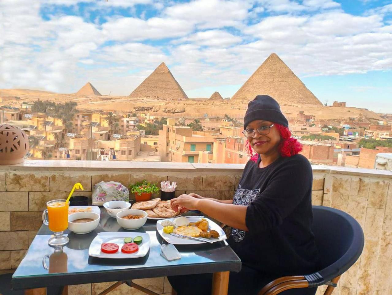 Pyramids Hotel